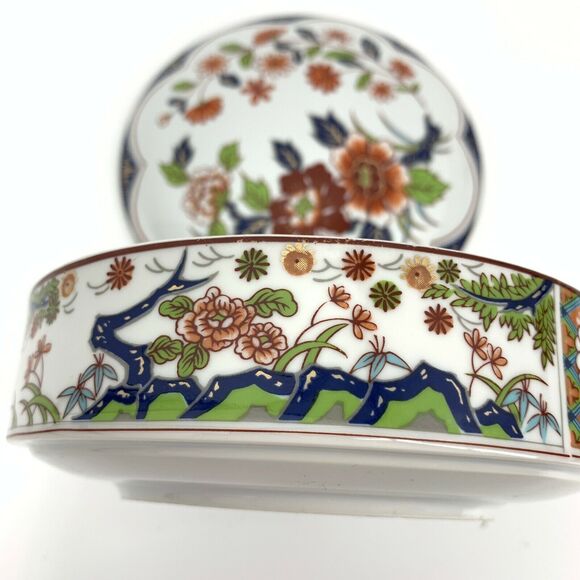 Vintage Porcelain Trinket powder box, made in Japan 6" - Picture 5 of 9